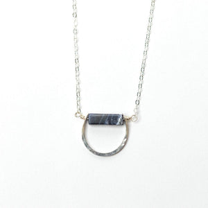 Cielo Pendant Necklace in Silver with Sodalite - Forai